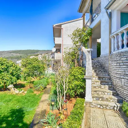 Plominska 938 Apartmán *