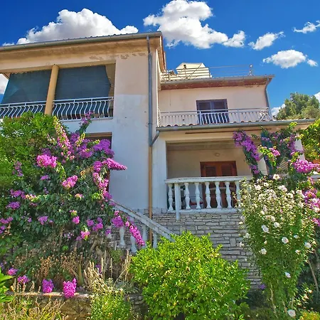 Plominska 938 * Rabac